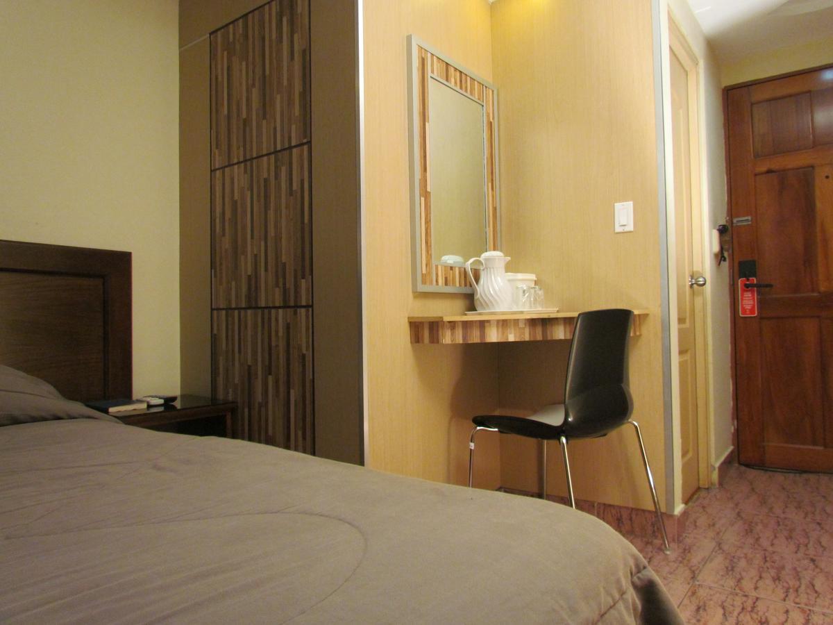 Hotel Roma Plaza Kota Panama Bagian luar foto