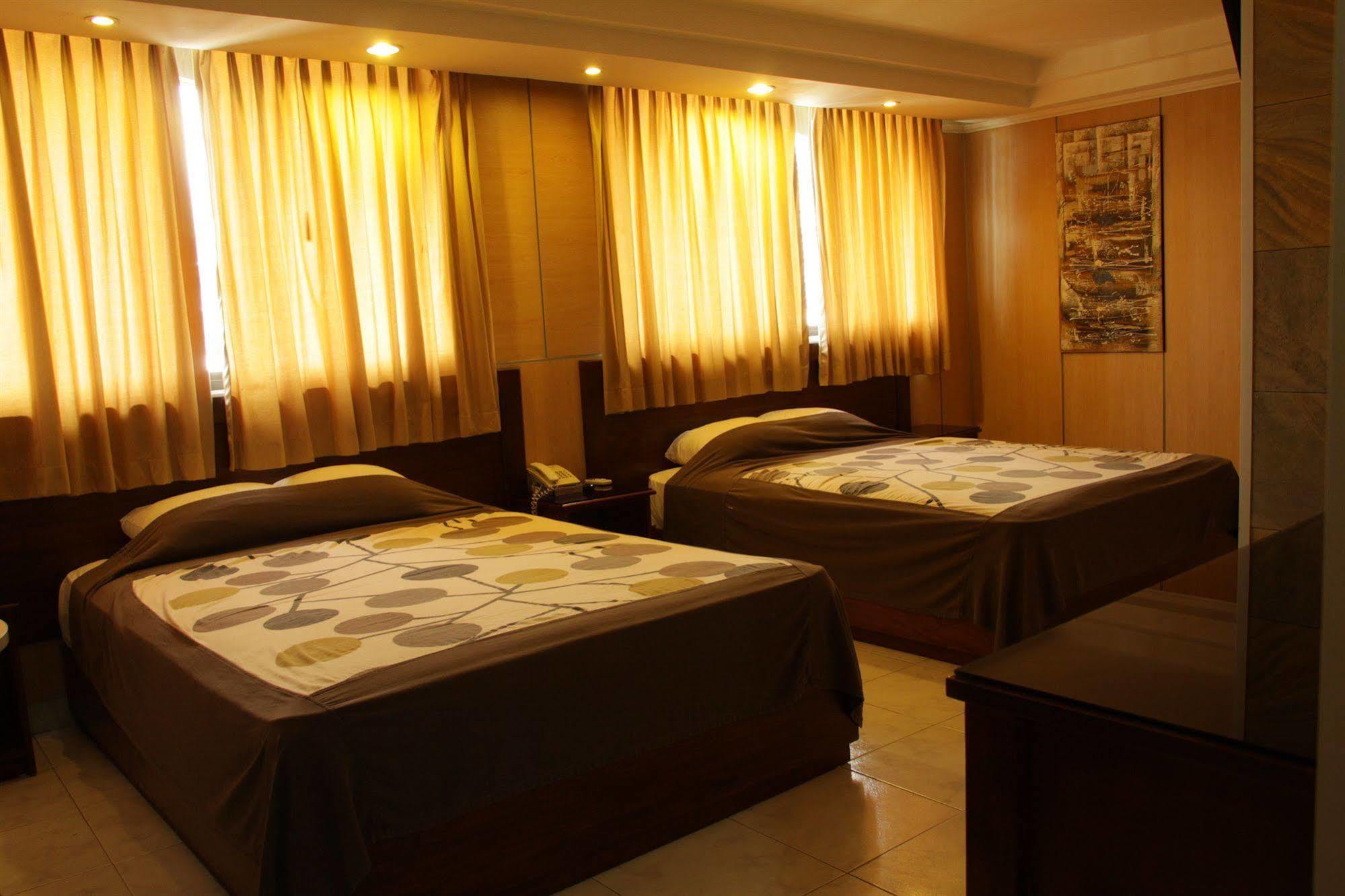 Hotel Roma Plaza Kota Panama Bagian luar foto